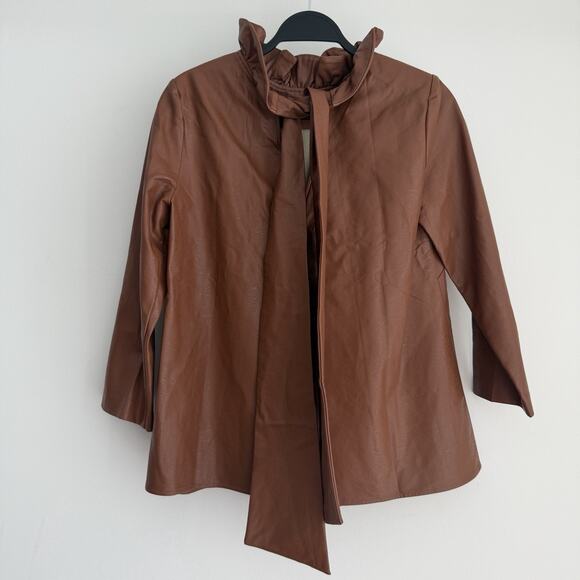 Tuckernuck Top Womens Small Brown Faye Faux Leather Blouse Ruffle Minimal Luxury - Picture 3 of 7